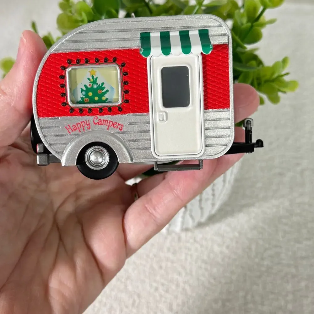 2012 Happy Campers, Magic 2012‎ Hallmark Christmas Ornament -QXG4324 No Box